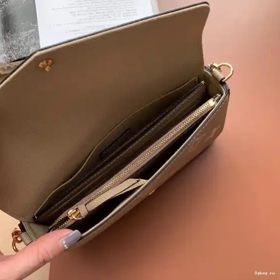 FÉLICIE LOUIS VUITTON POCHETTE 0501